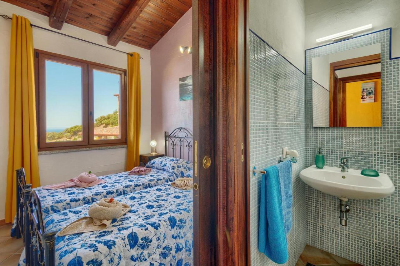 فيلا L'Estasi Tanca Piras A Bordo Piscina Con Vista Mare Nebida المظهر الخارجي الصورة