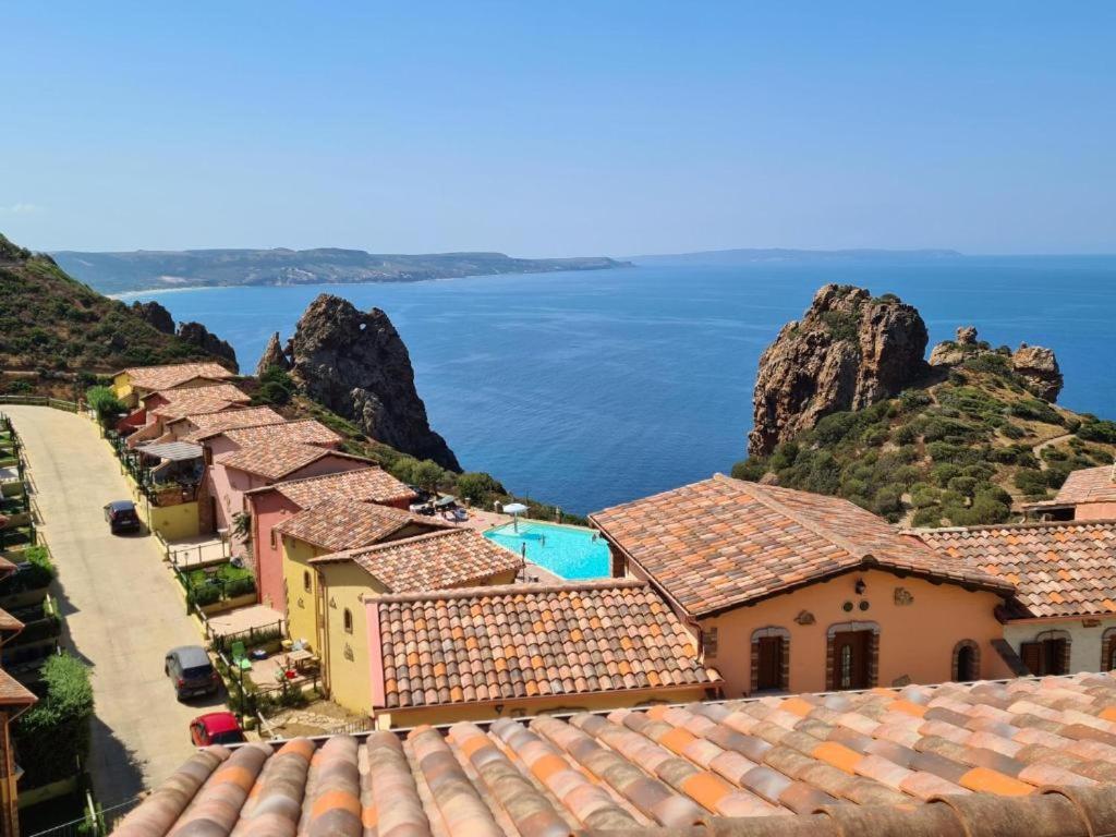 فيلا L'Estasi Tanca Piras A Bordo Piscina Con Vista Mare Nebida المظهر الخارجي الصورة