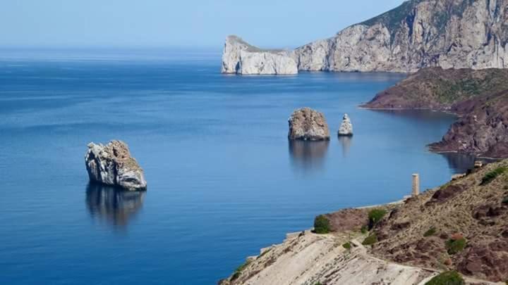 فيلا L'Estasi Tanca Piras A Bordo Piscina Con Vista Mare Nebida المظهر الخارجي الصورة