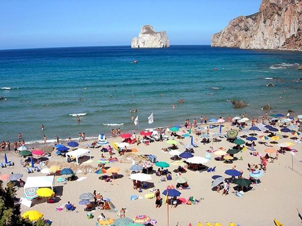 فيلا L'Estasi Tanca Piras A Bordo Piscina Con Vista Mare Nebida المظهر الخارجي الصورة