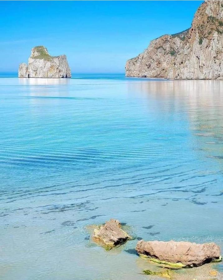 فيلا L'Estasi Tanca Piras A Bordo Piscina Con Vista Mare Nebida المظهر الخارجي الصورة