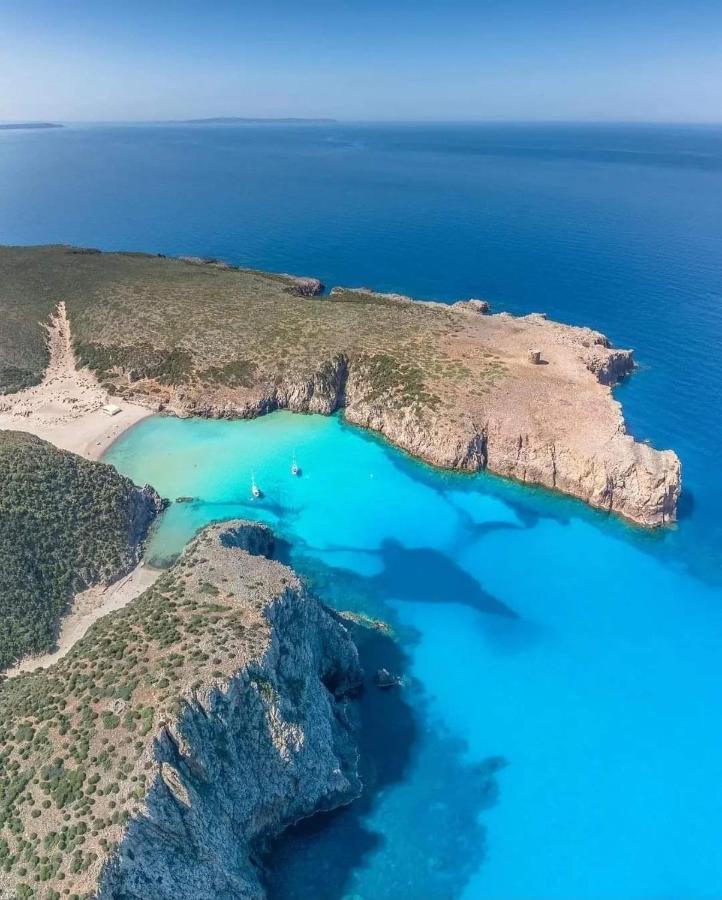 فيلا L'Estasi Tanca Piras A Bordo Piscina Con Vista Mare Nebida المظهر الخارجي الصورة